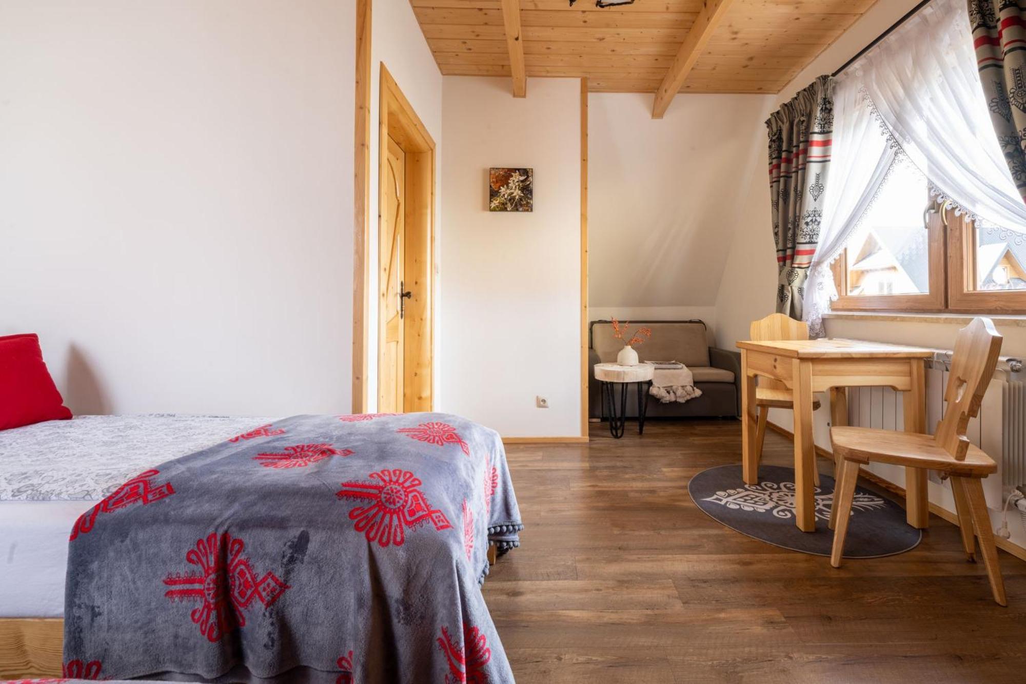 Lux-House & Jacuzzi Sauna - Zakopane — Photos 3